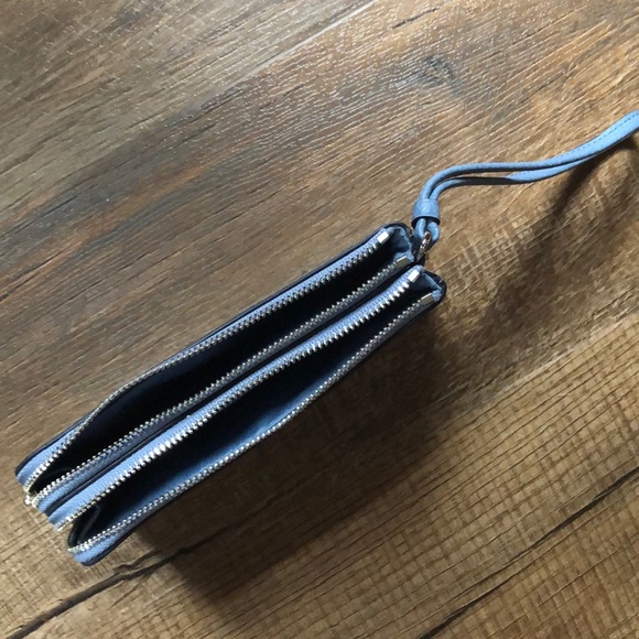 Coach wristlet - Picture 3 of 4